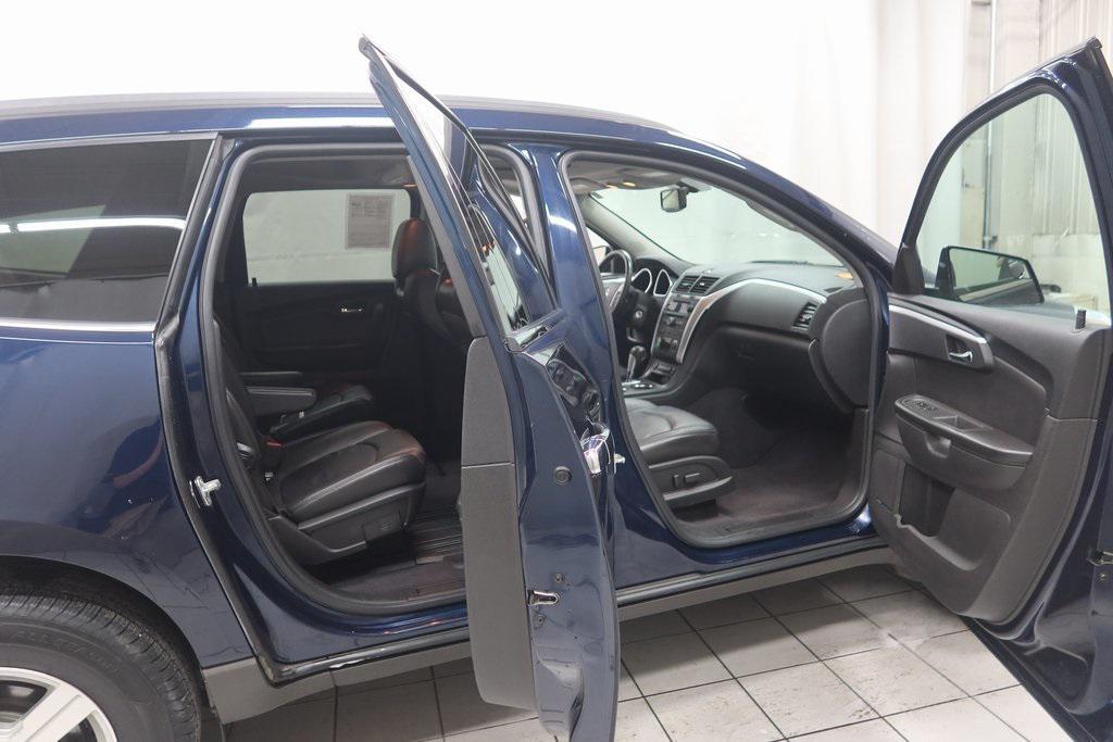used 2010 Chevrolet Traverse car, priced at $6,215