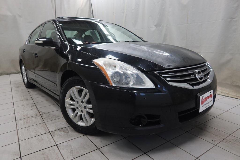 used 2010 Nissan Altima car, priced at $3,900