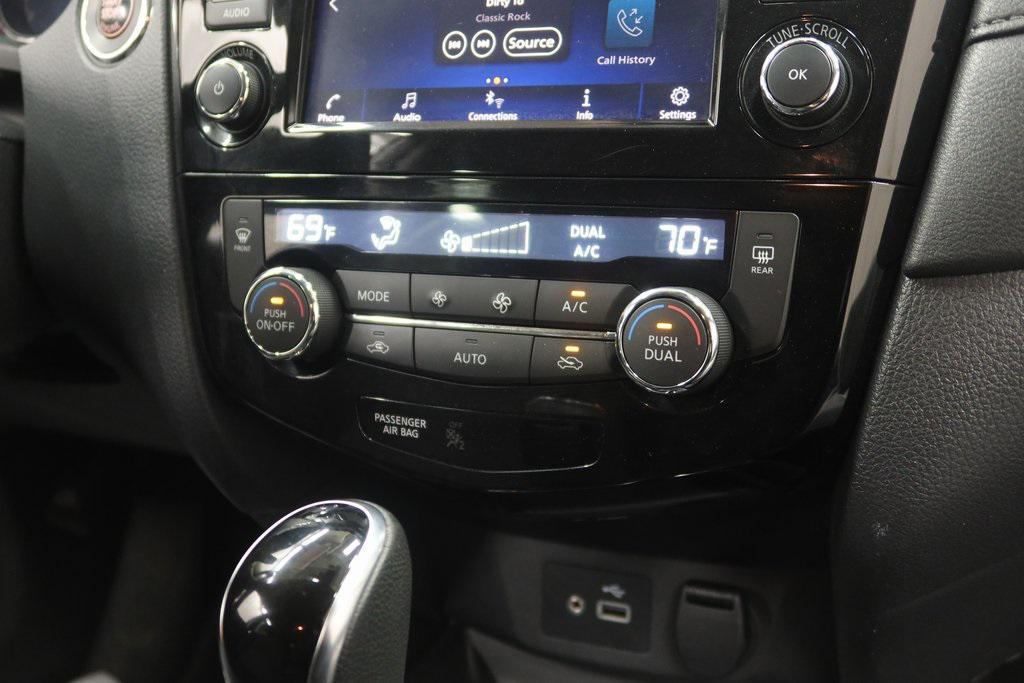 used 2019 Nissan Rogue car, priced at $19,220