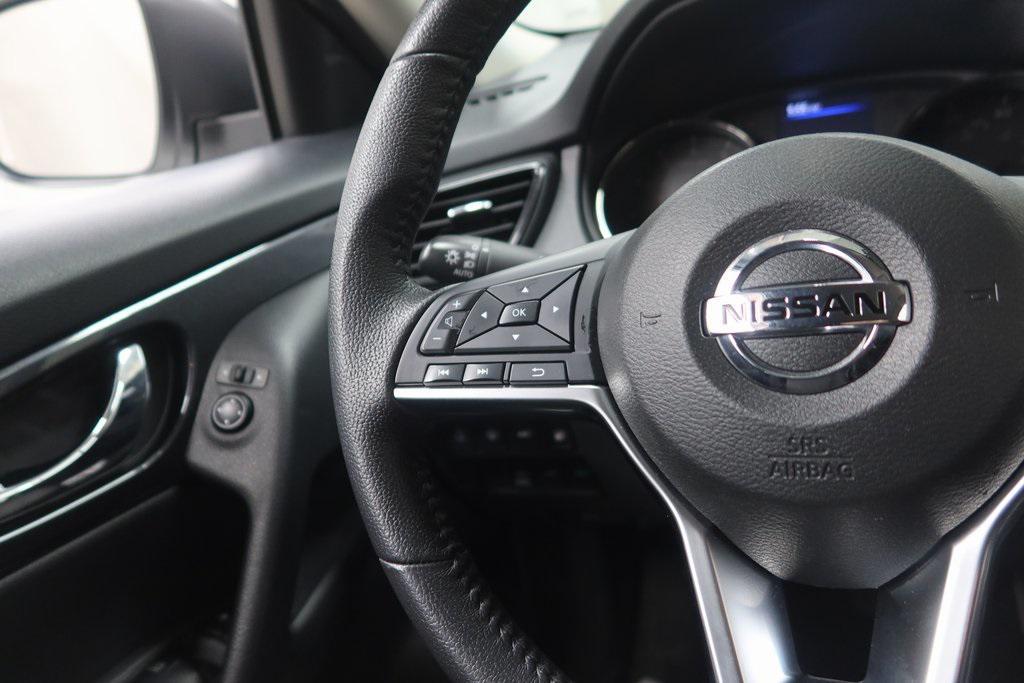 used 2019 Nissan Rogue car, priced at $19,220