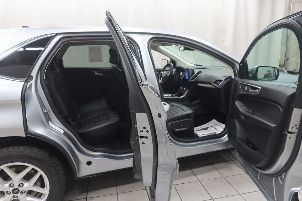 used 2024 Ford Edge car, priced at $26,617