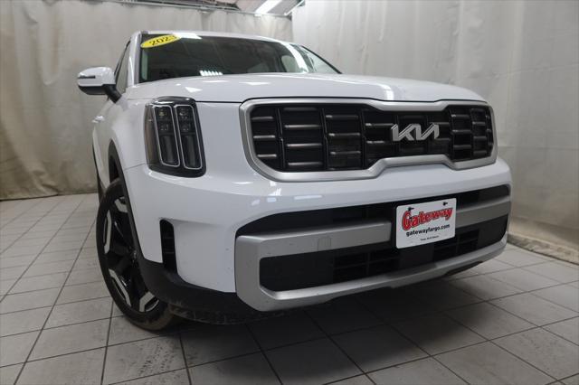 used 2023 Kia Telluride car, priced at $33,330