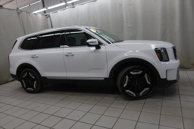 used 2023 Kia Telluride car, priced at $33,330