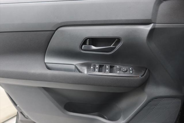 new 2025 Nissan Kicks car, priced at $23,975