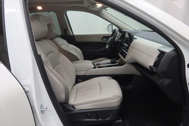 used 2024 Nissan Pathfinder car, priced at $35,304