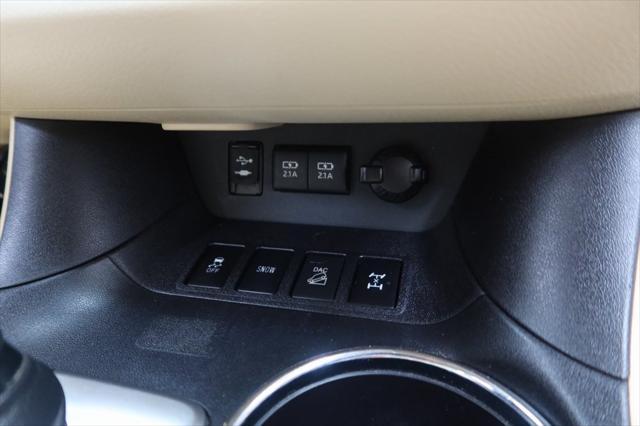 used 2018 Toyota Highlander car, priced at $29,928