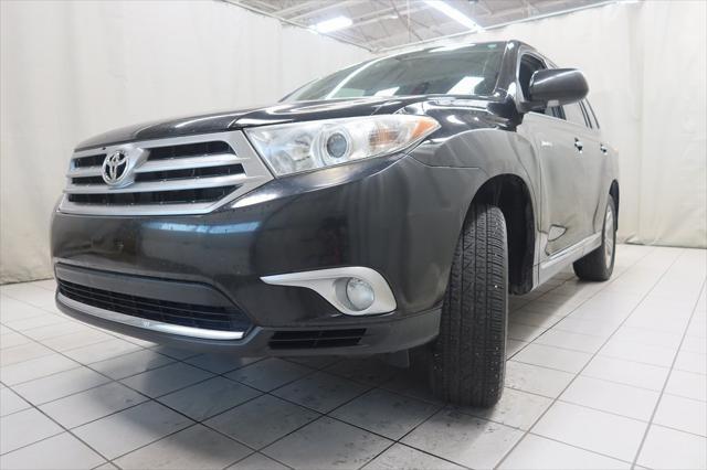 used 2012 Toyota Highlander car, priced at $10,519