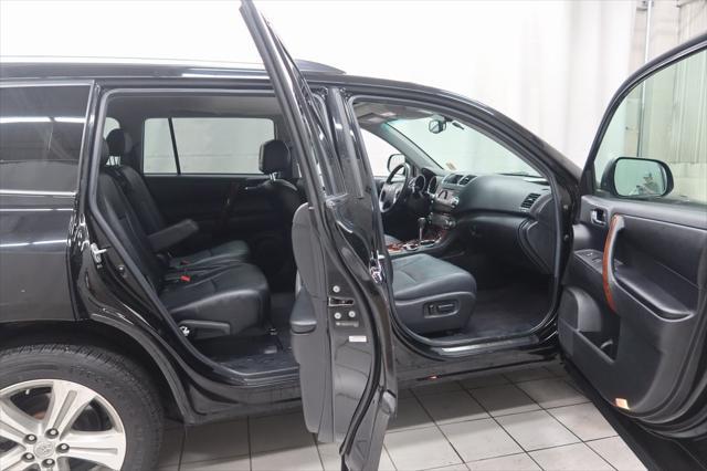 used 2012 Toyota Highlander car, priced at $10,519