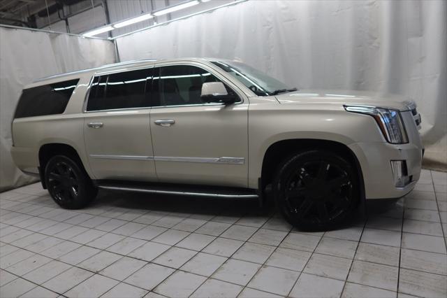 used 2015 Cadillac Escalade ESV car, priced at $19,461