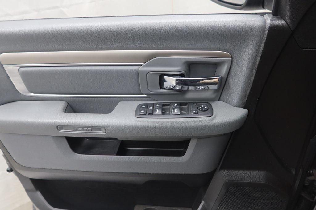 used 2019 Ram 1500 Classic car, priced at $29,191