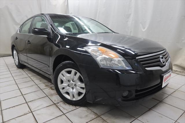 used 2009 Nissan Altima car, priced at $5,607