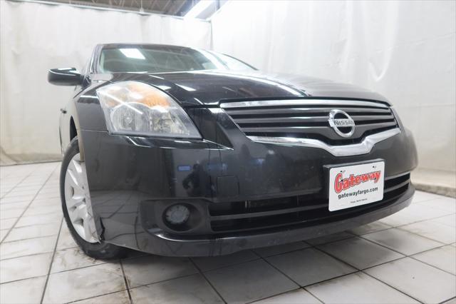 used 2009 Nissan Altima car, priced at $5,607