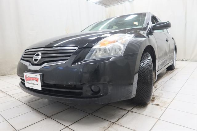 used 2009 Nissan Altima car, priced at $5,607