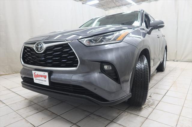 used 2020 Toyota Highlander car, priced at $30,730