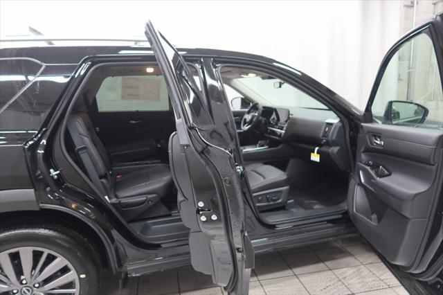 new 2025 Nissan Pathfinder car, priced at $49,725