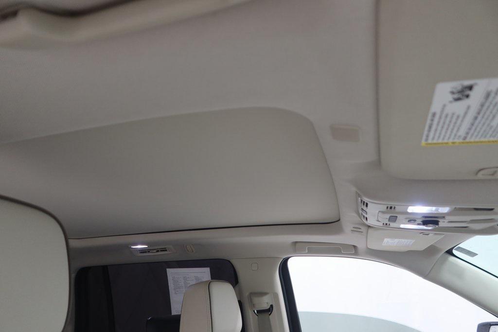 used 2021 GMC Yukon XL car, priced at $43,328