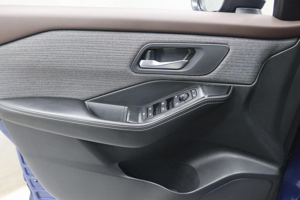 used 2021 Nissan Rogue car, priced at $18,878