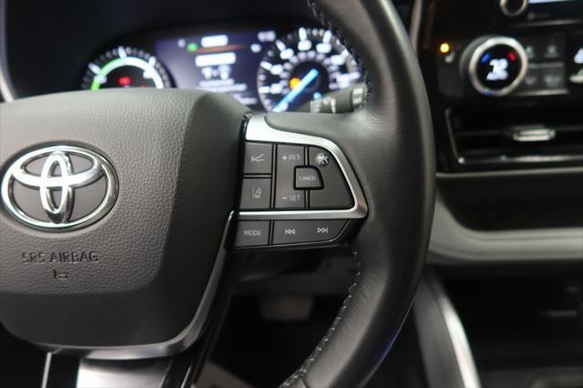 used 2021 Toyota Highlander Hybrid car, priced at $35,228