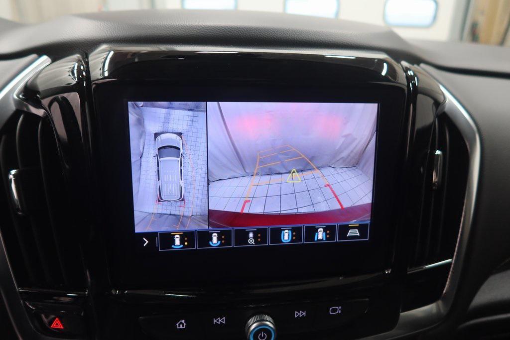 used 2021 Chevrolet Traverse car, priced at $28,676