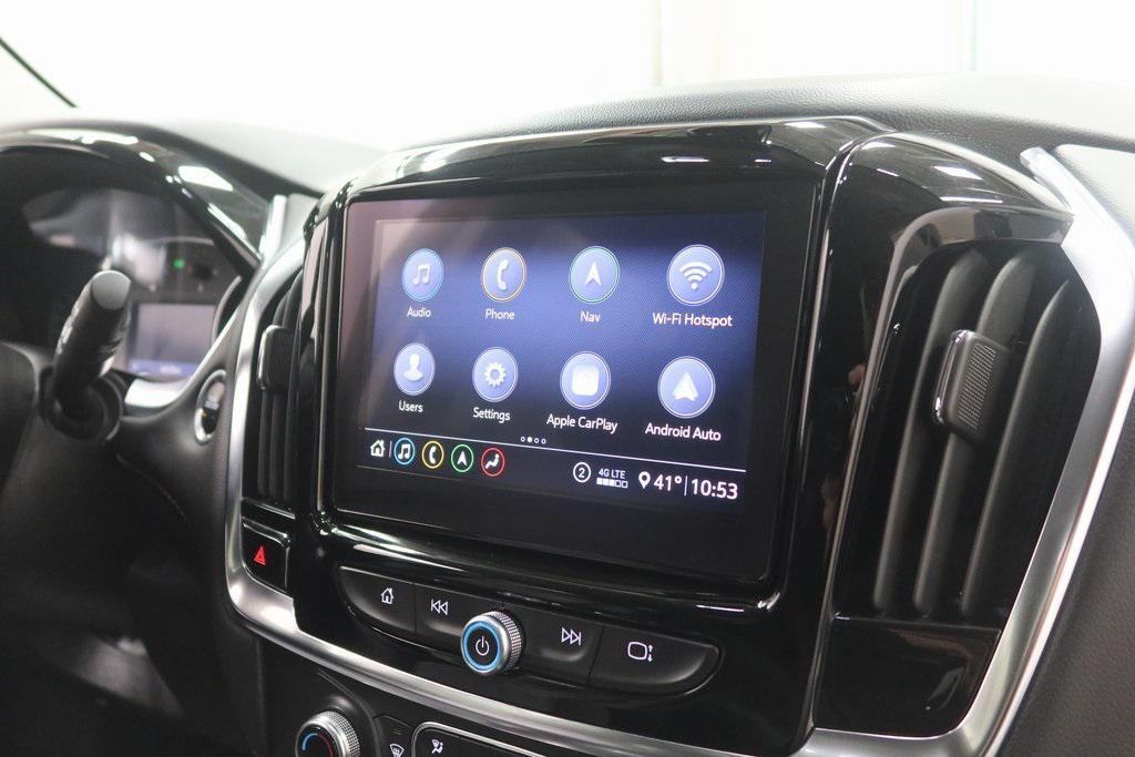 used 2021 Chevrolet Traverse car, priced at $28,676