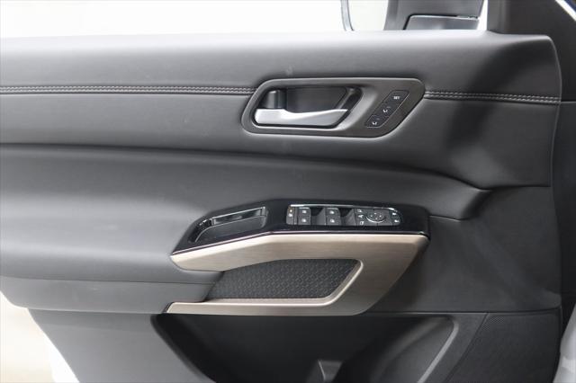 new 2025 Nissan Pathfinder car, priced at $55,035