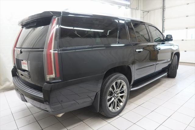 used 2020 Cadillac Escalade ESV car, priced at $38,988