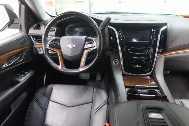 used 2020 Cadillac Escalade ESV car, priced at $38,988