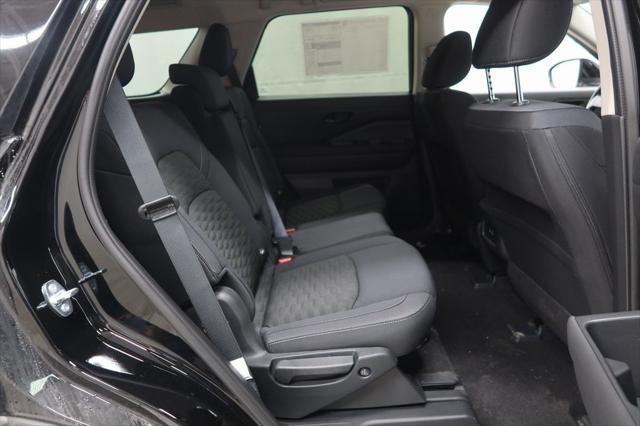 new 2025 Nissan Pathfinder car, priced at $40,510