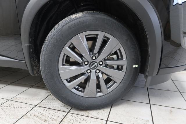 new 2025 Nissan Pathfinder car, priced at $40,510