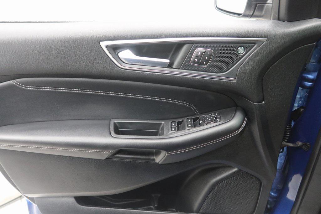 used 2022 Ford Edge car, priced at $27,995