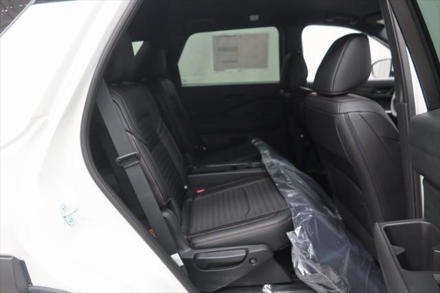 new 2025 Nissan Pathfinder car, priced at $46,505