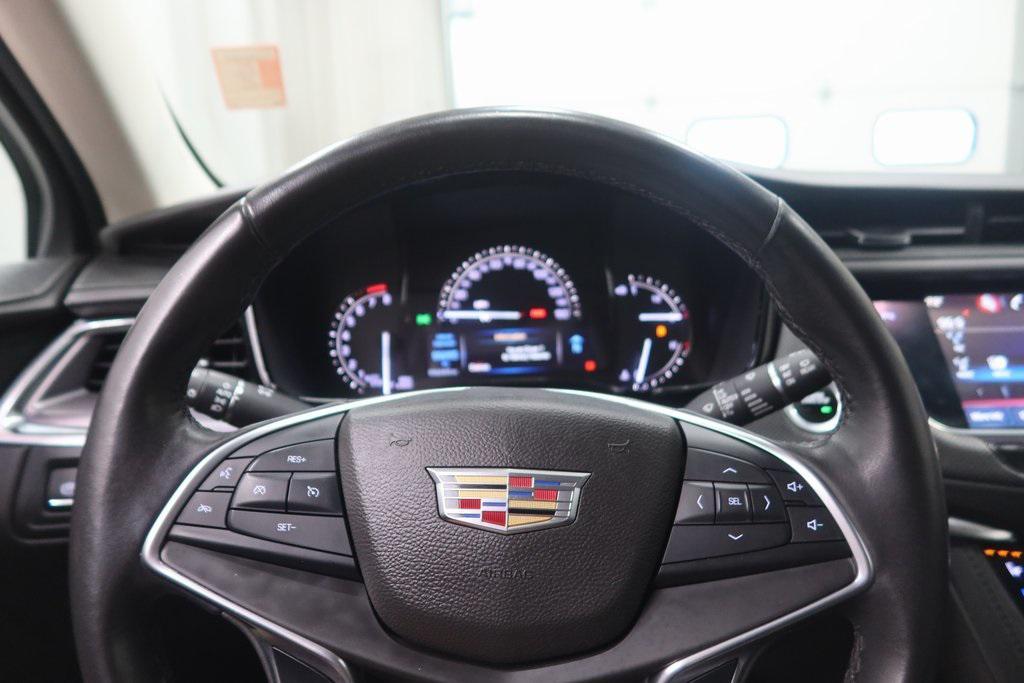 used 2017 Cadillac XT5 car, priced at $17,447