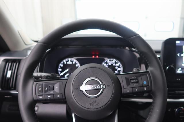 new 2025 Nissan Pathfinder car, priced at $48,920