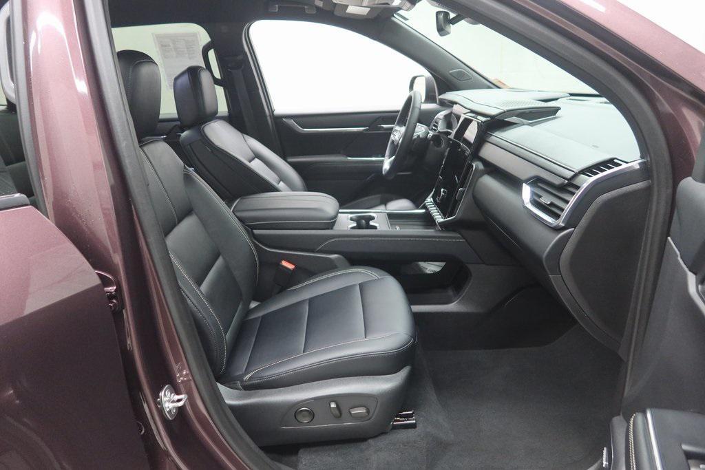 used 2024 GMC Acadia car, priced at $41,000