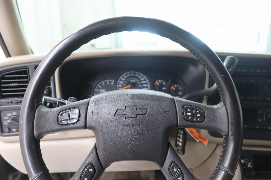 used 2006 Chevrolet Suburban car, priced at $5,992