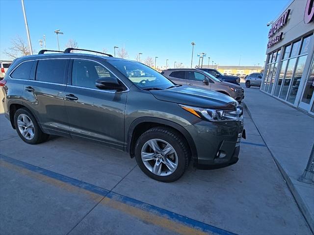 used 2017 Toyota Highlander car, priced at $23,960