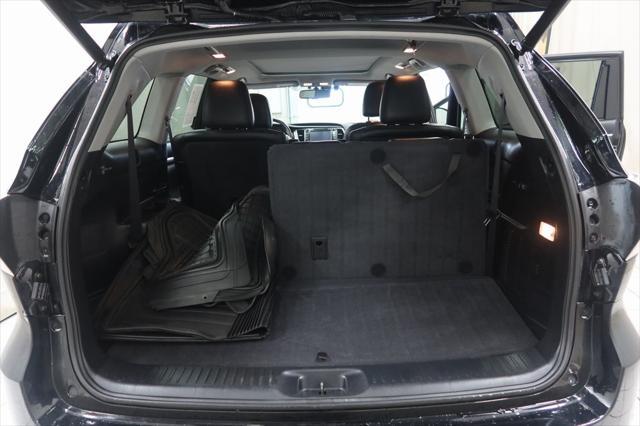 used 2016 Toyota Highlander car, priced at $20,500