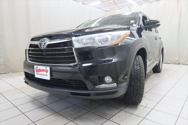 used 2016 Toyota Highlander car, priced at $20,500