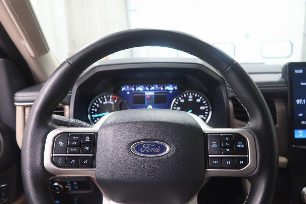 used 2024 Ford Expedition car, priced at $59,158