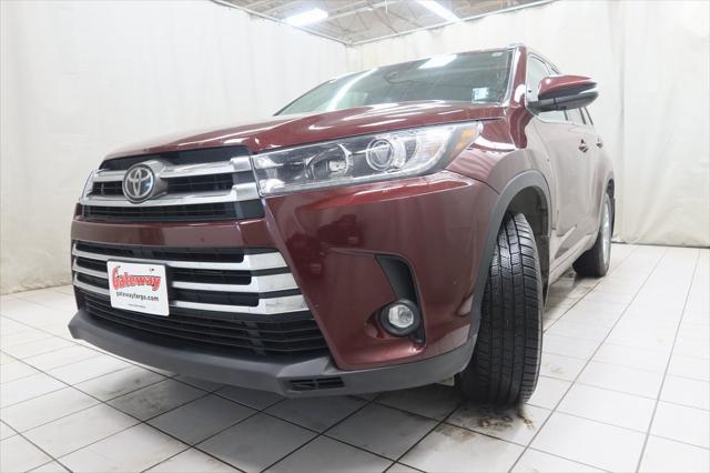 used 2019 Toyota Highlander car, priced at $30,623