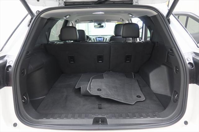 used 2022 Chevrolet Equinox car, priced at $19,500