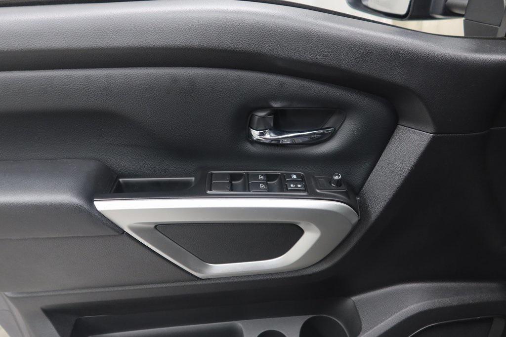 used 2024 Nissan Titan car, priced at $43,649