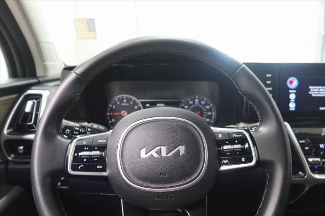 used 2022 Kia Sorento car, priced at $29,772