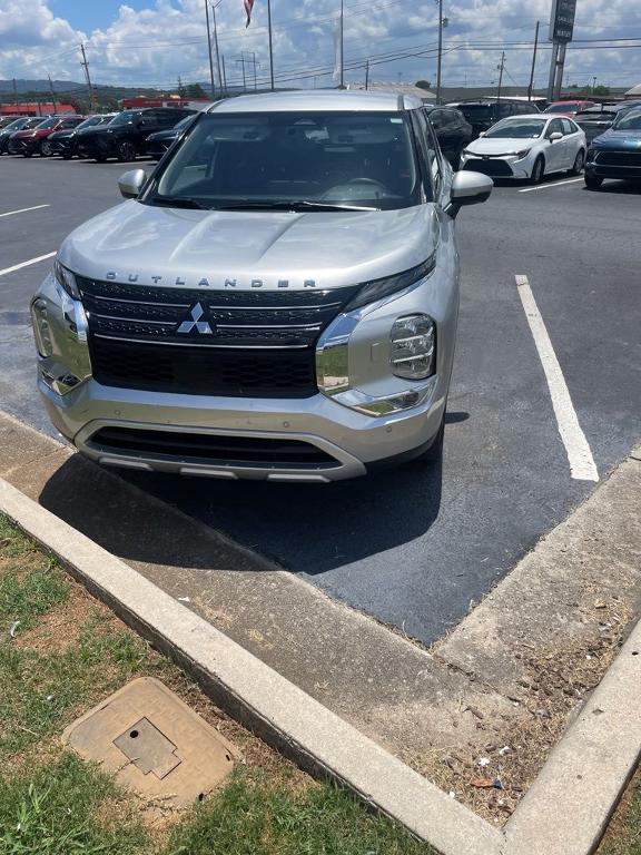 used 2023 Mitsubishi Outlander car, priced at $26,976