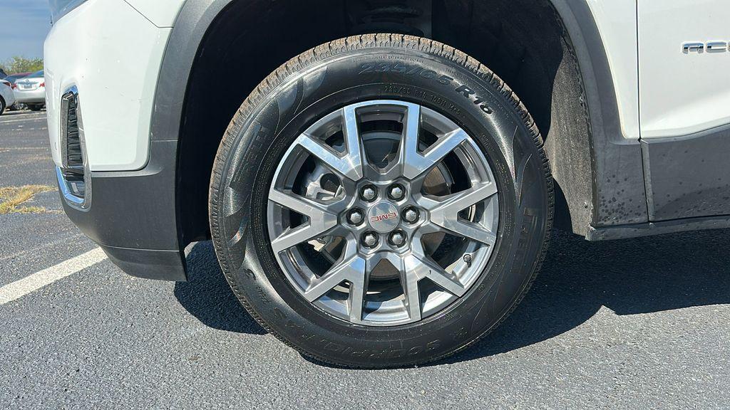 used 2022 GMC Acadia car, priced at $27,698