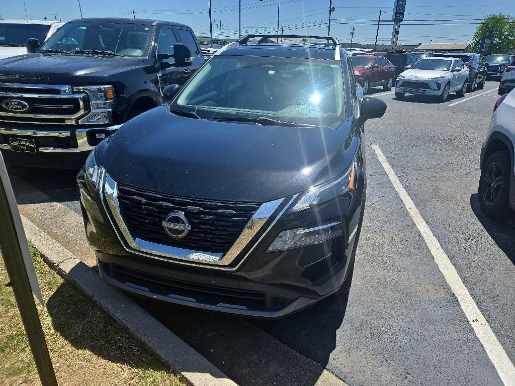 used 2023 Nissan Rogue car, priced at $28,662