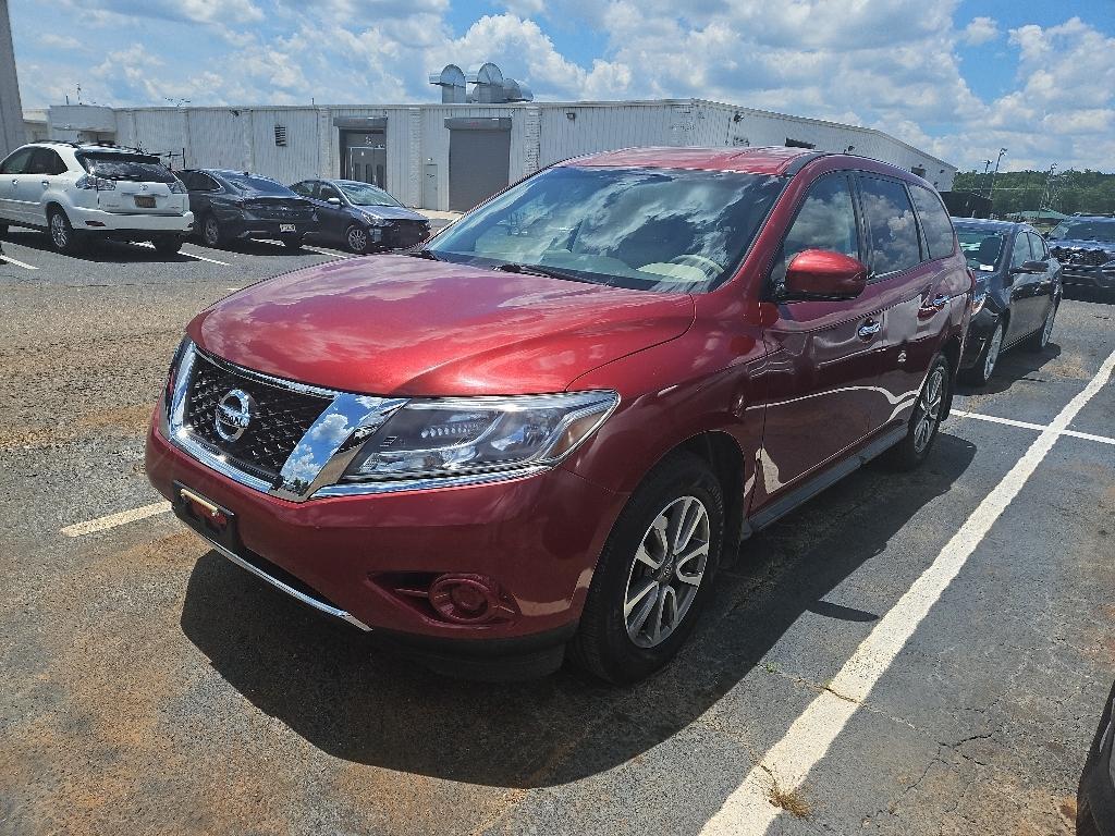 used 2015 Nissan Pathfinder car, priced at $9,898