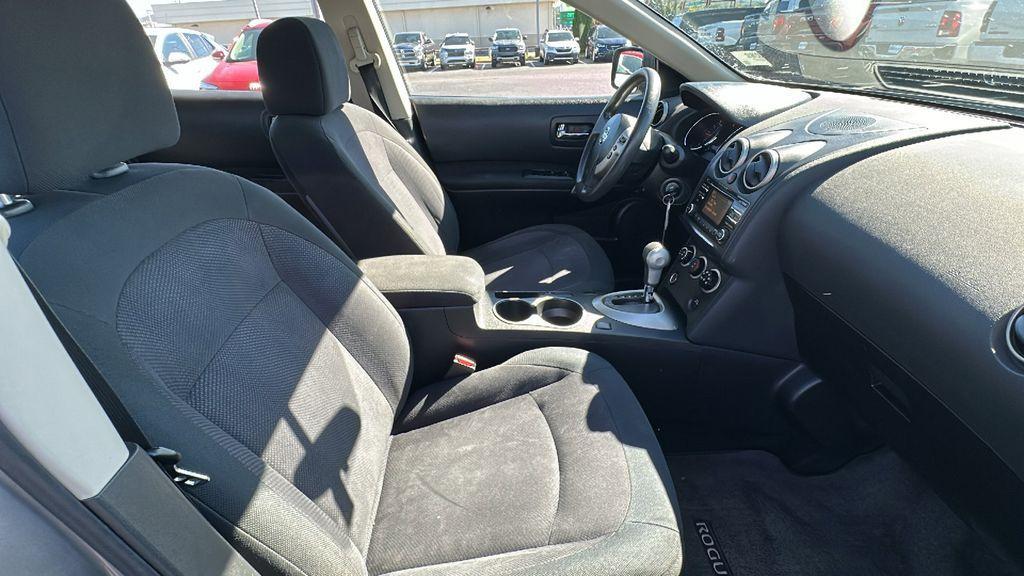 used 2014 Nissan Rogue Select car, priced at $5,260