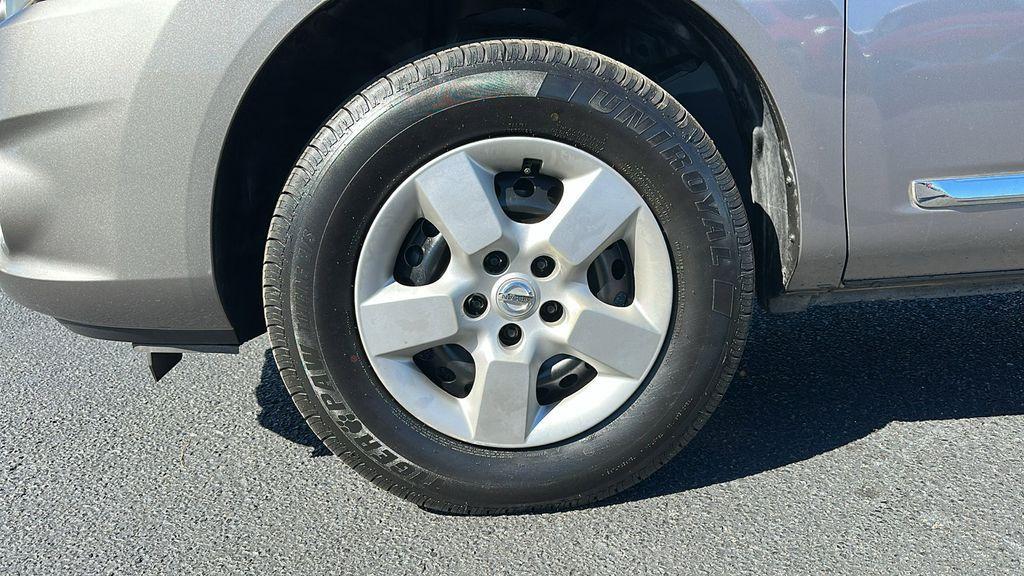 used 2014 Nissan Rogue Select car, priced at $5,260