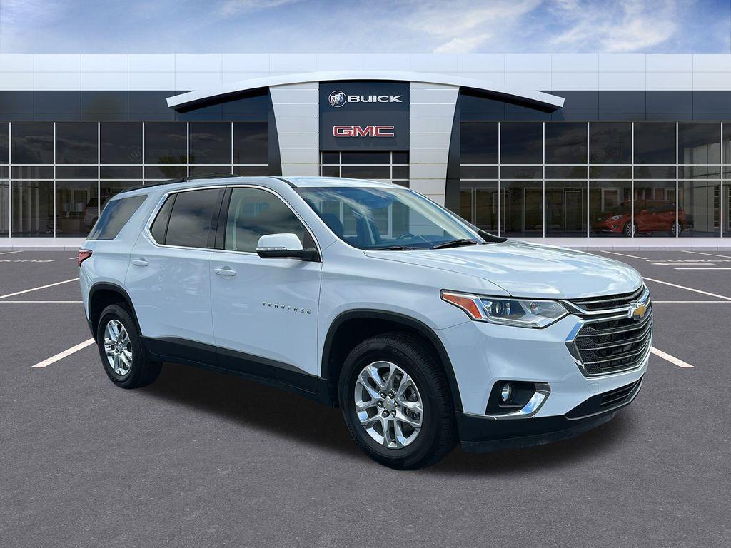 used 2021 Chevrolet Traverse car, priced at $28,281